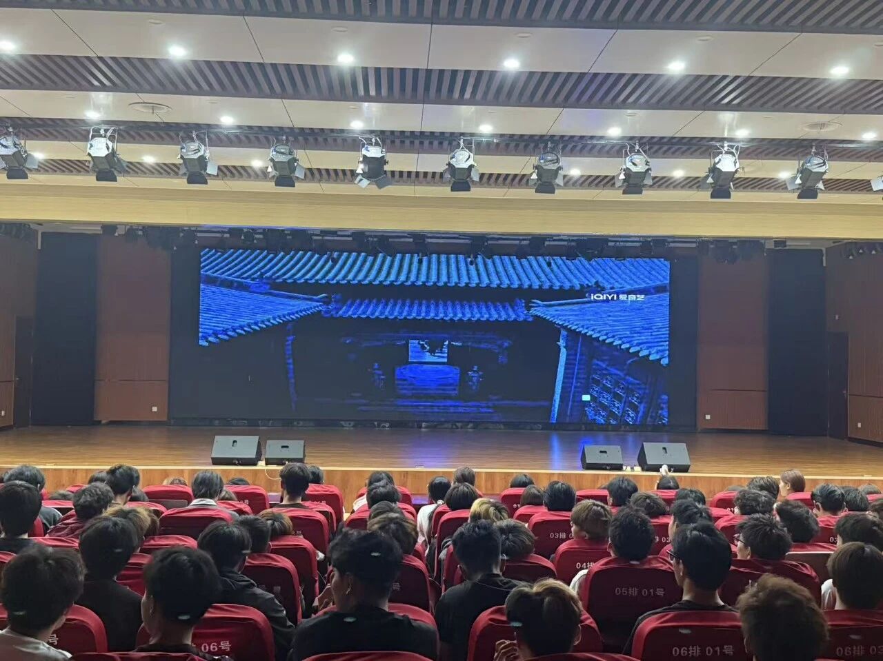 微信图片_2026-10-19_215749_445.jpg